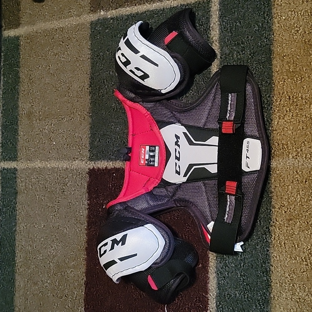 Ice Hockey Shoulder Pads